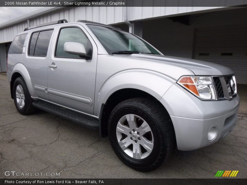 Silver Lightning Metallic / Graphite 2006 Nissan Pathfinder LE 4x4