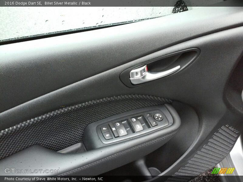 Billet Silver Metallic / Black 2016 Dodge Dart SE
