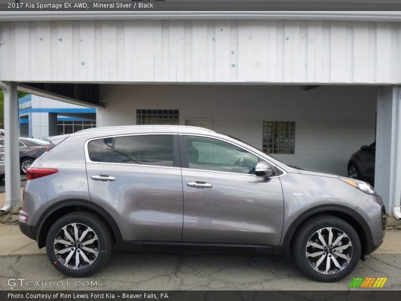 Mineral Silver / Black 2017 Kia Sportage EX AWD