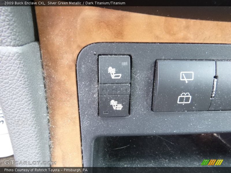 Silver Green Metallic / Dark Titanium/Titanium 2009 Buick Enclave CXL