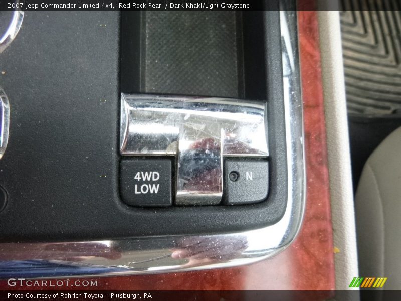 Red Rock Pearl / Dark Khaki/Light Graystone 2007 Jeep Commander Limited 4x4