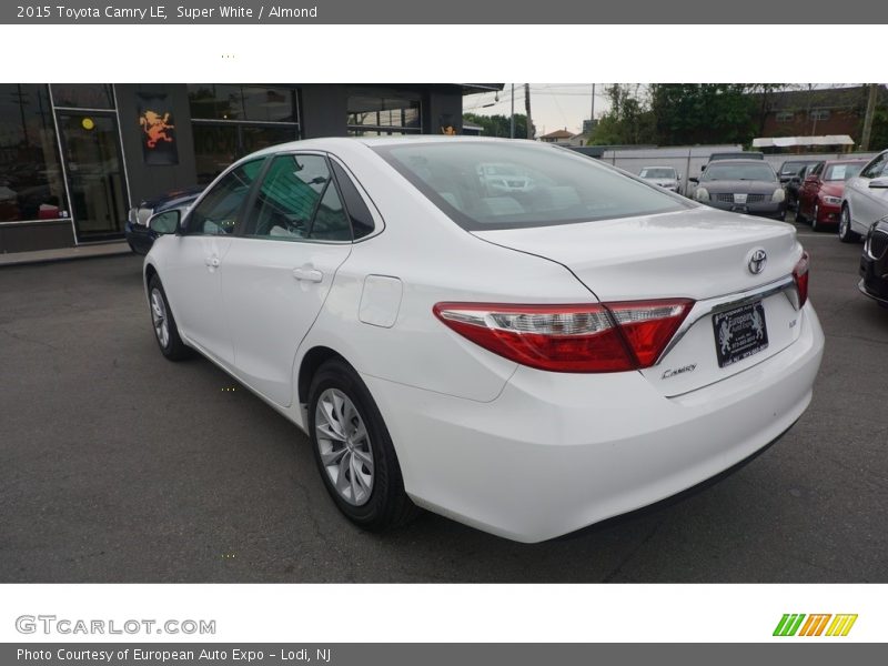 Super White / Almond 2015 Toyota Camry LE