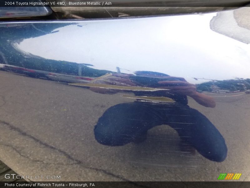 Bluestone Metallic / Ash 2004 Toyota Highlander V6 4WD