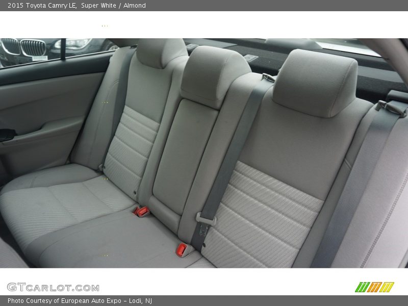 Super White / Almond 2015 Toyota Camry LE