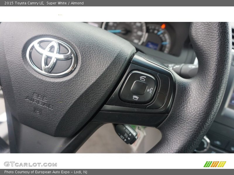 Super White / Almond 2015 Toyota Camry LE