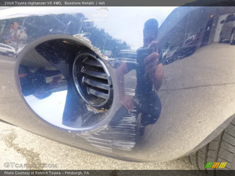 Bluestone Metallic / Ash 2004 Toyota Highlander V6 4WD