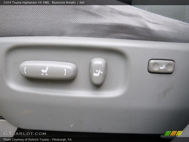 Bluestone Metallic / Ash 2004 Toyota Highlander V6 4WD