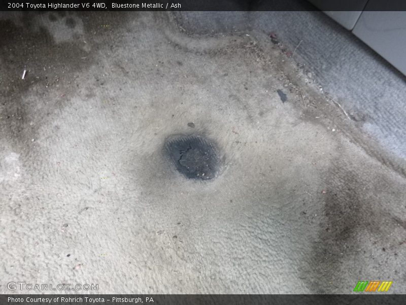 Bluestone Metallic / Ash 2004 Toyota Highlander V6 4WD