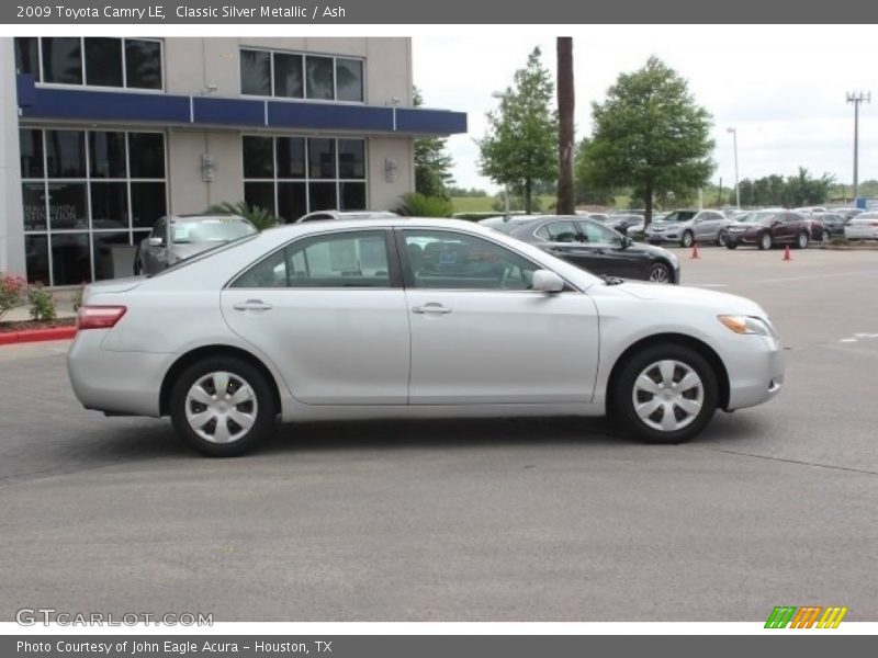 Classic Silver Metallic / Ash 2009 Toyota Camry LE