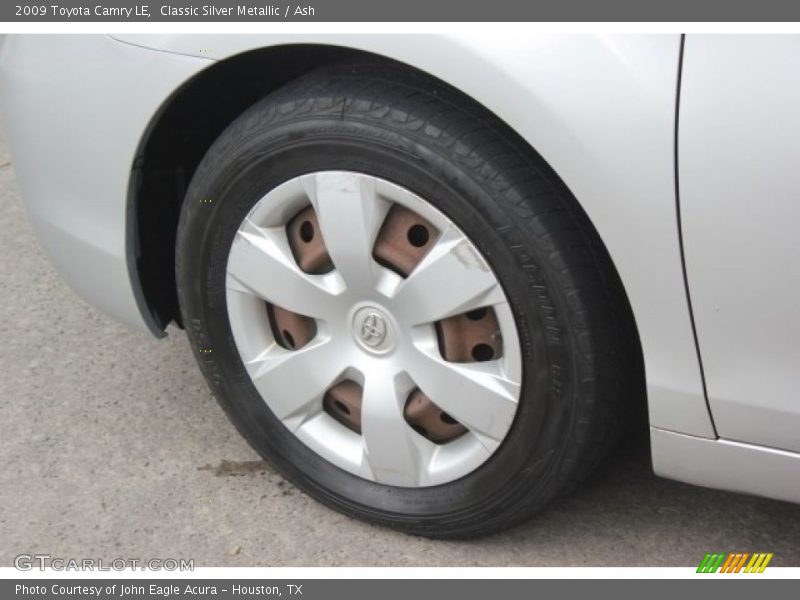 Classic Silver Metallic / Ash 2009 Toyota Camry LE