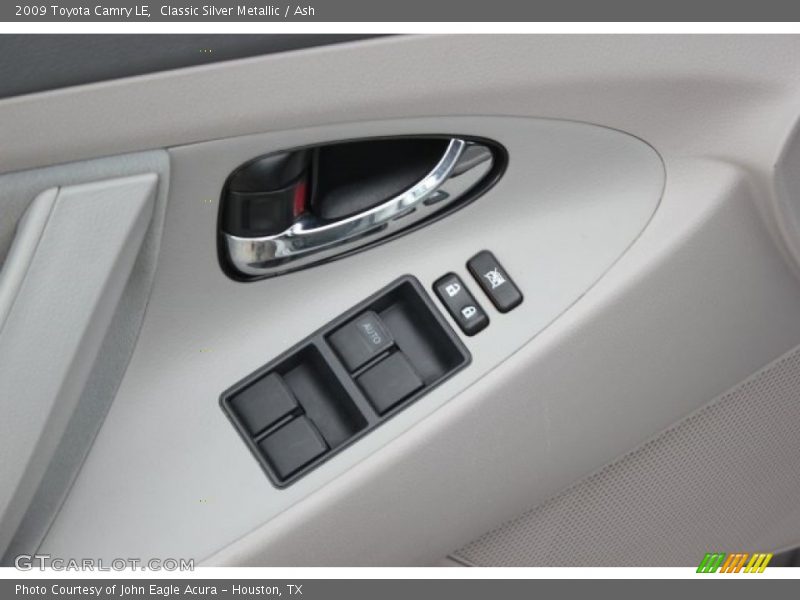 Classic Silver Metallic / Ash 2009 Toyota Camry LE