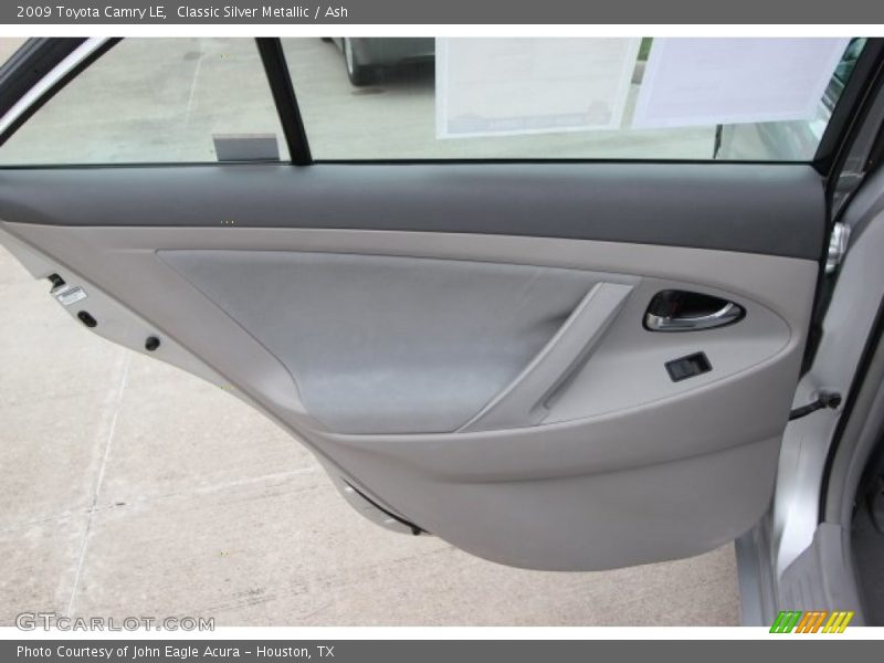 Classic Silver Metallic / Ash 2009 Toyota Camry LE