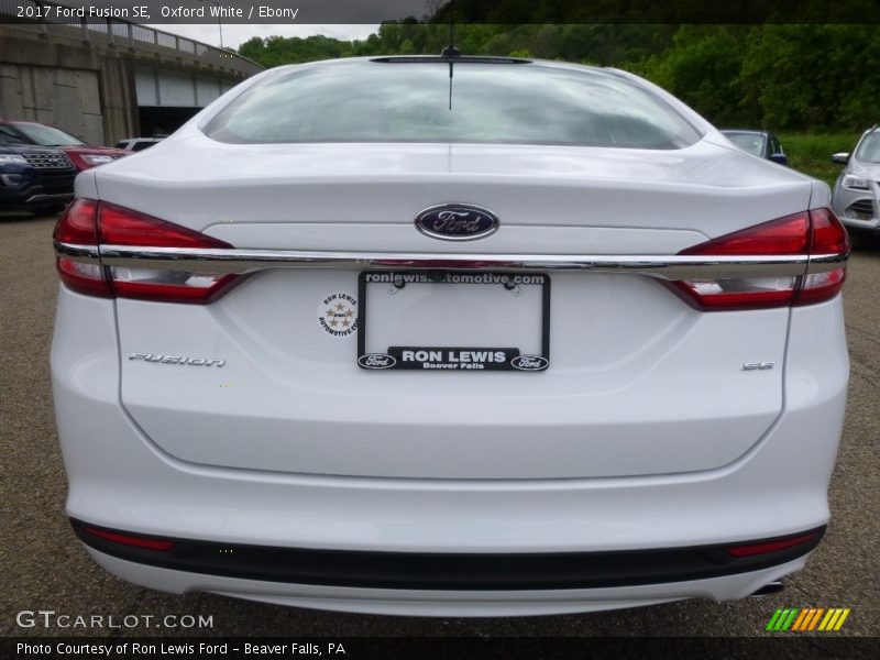 Oxford White / Ebony 2017 Ford Fusion SE