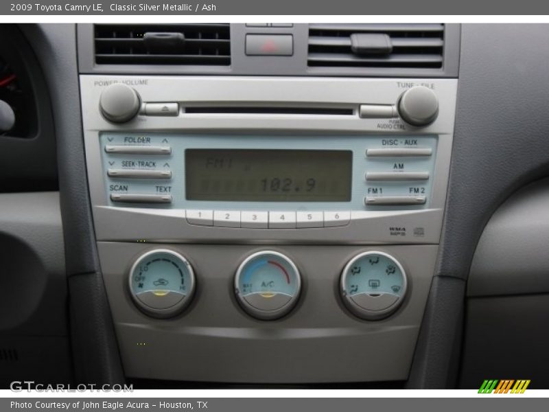 Classic Silver Metallic / Ash 2009 Toyota Camry LE