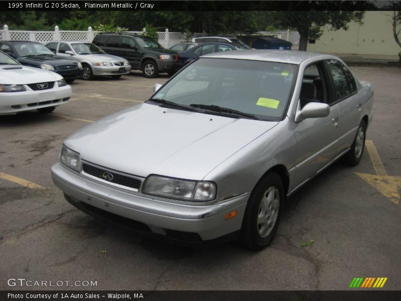 Platinum Metallic / Gray 1995 Infiniti G 20 Sedan