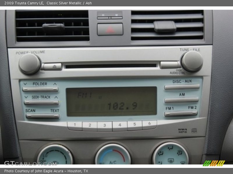 Classic Silver Metallic / Ash 2009 Toyota Camry LE