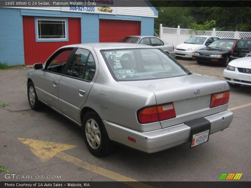 Platinum Metallic / Gray 1995 Infiniti G 20 Sedan