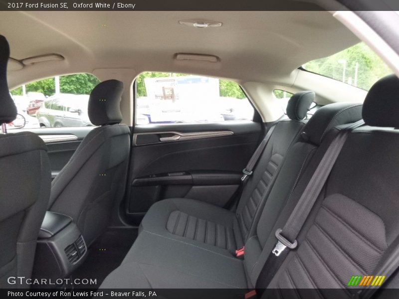 Oxford White / Ebony 2017 Ford Fusion SE