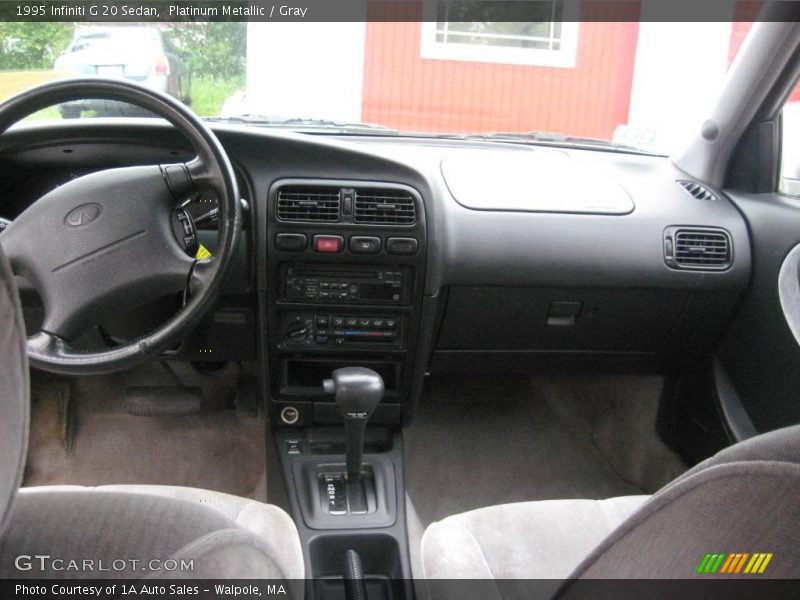 Platinum Metallic / Gray 1995 Infiniti G 20 Sedan
