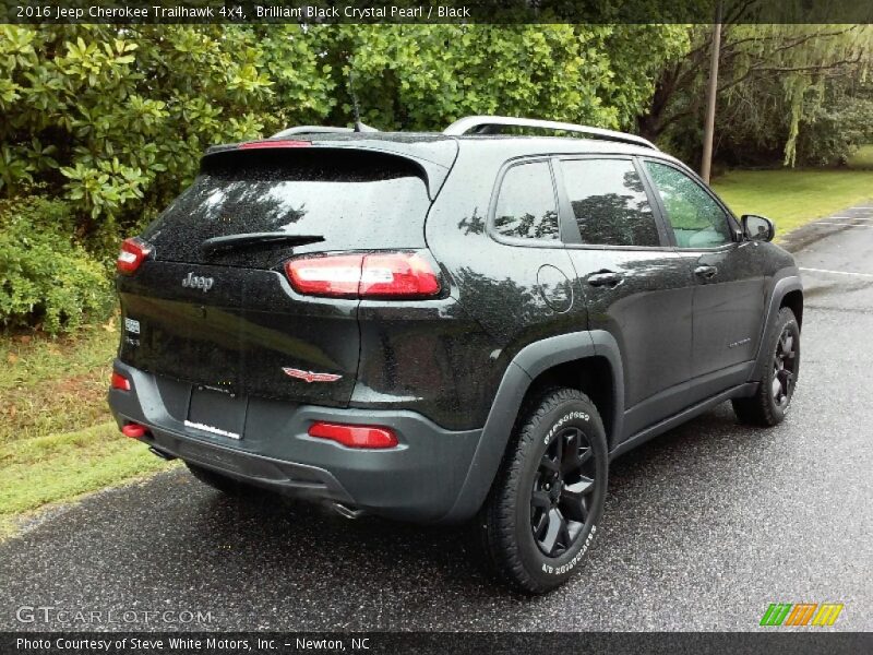 Brilliant Black Crystal Pearl / Black 2016 Jeep Cherokee Trailhawk 4x4