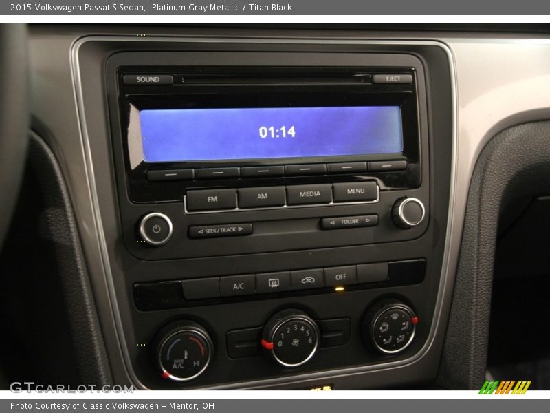 Platinum Gray Metallic / Titan Black 2015 Volkswagen Passat S Sedan