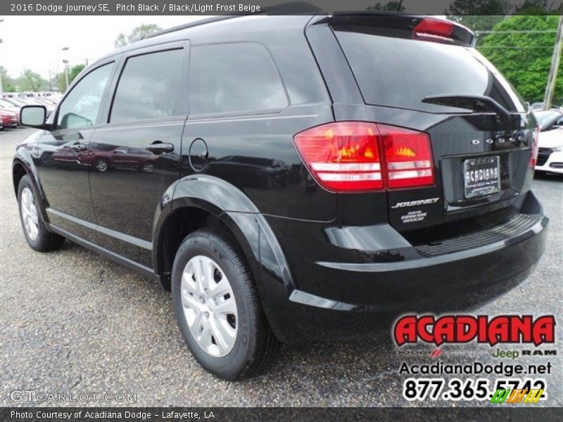 Pitch Black / Black/Light Frost Beige 2016 Dodge Journey SE