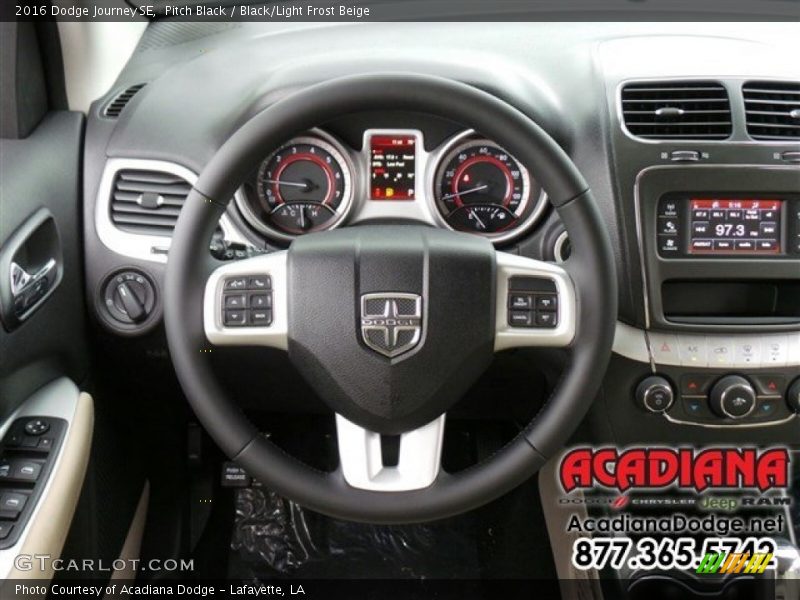 Pitch Black / Black/Light Frost Beige 2016 Dodge Journey SE