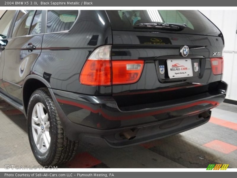 Black Sapphire Metallic / Black 2004 BMW X5 3.0i