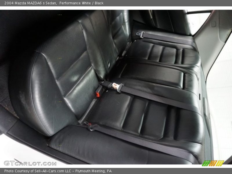 Performance White / Black 2004 Mazda MAZDA6 s Sedan