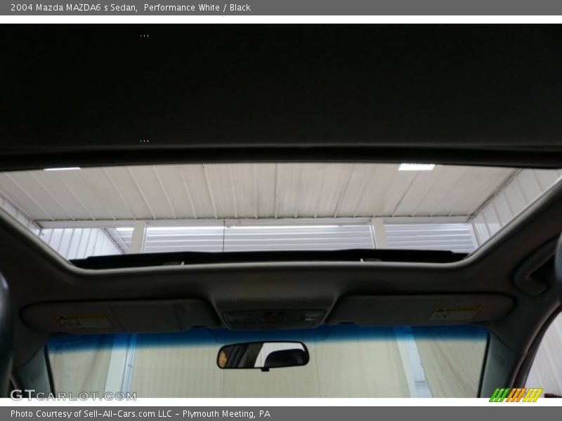 Performance White / Black 2004 Mazda MAZDA6 s Sedan