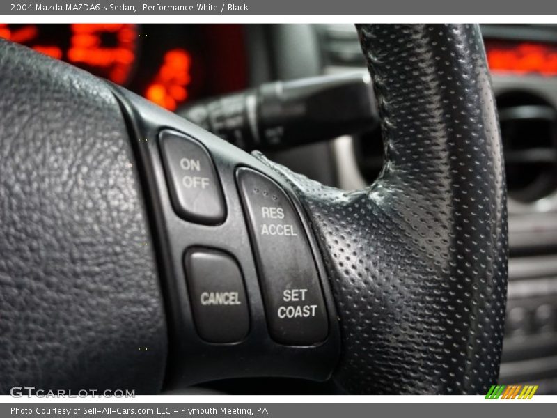 Performance White / Black 2004 Mazda MAZDA6 s Sedan