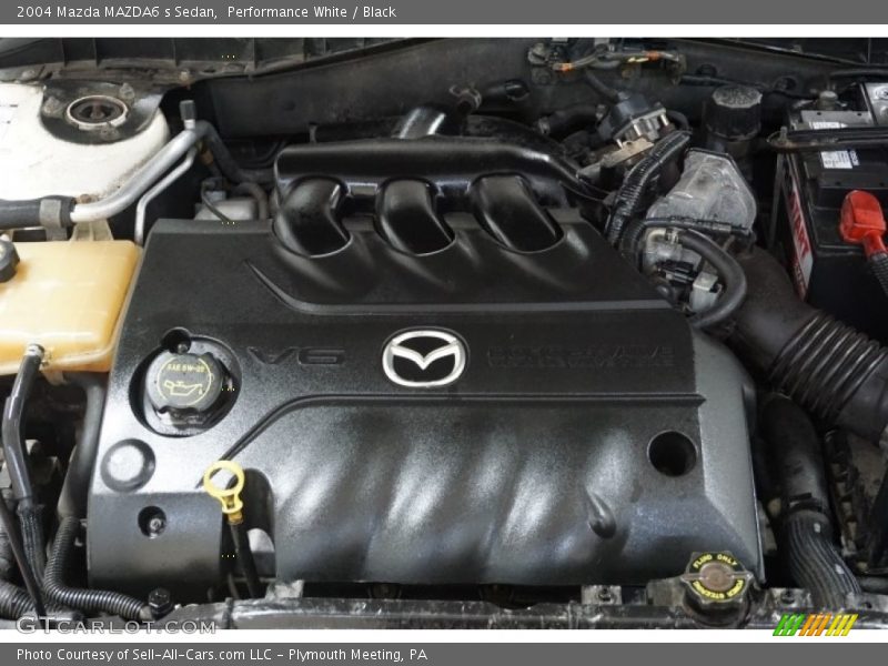 Performance White / Black 2004 Mazda MAZDA6 s Sedan