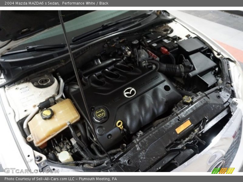 Performance White / Black 2004 Mazda MAZDA6 s Sedan