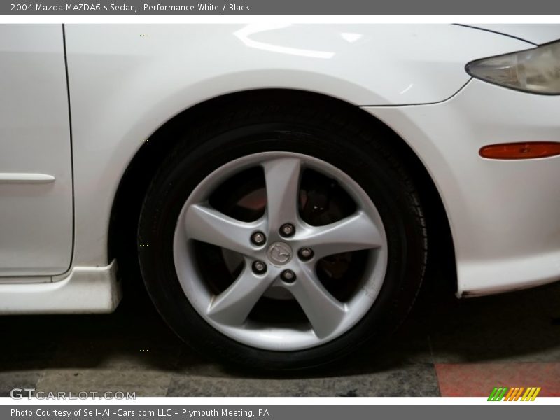 Performance White / Black 2004 Mazda MAZDA6 s Sedan