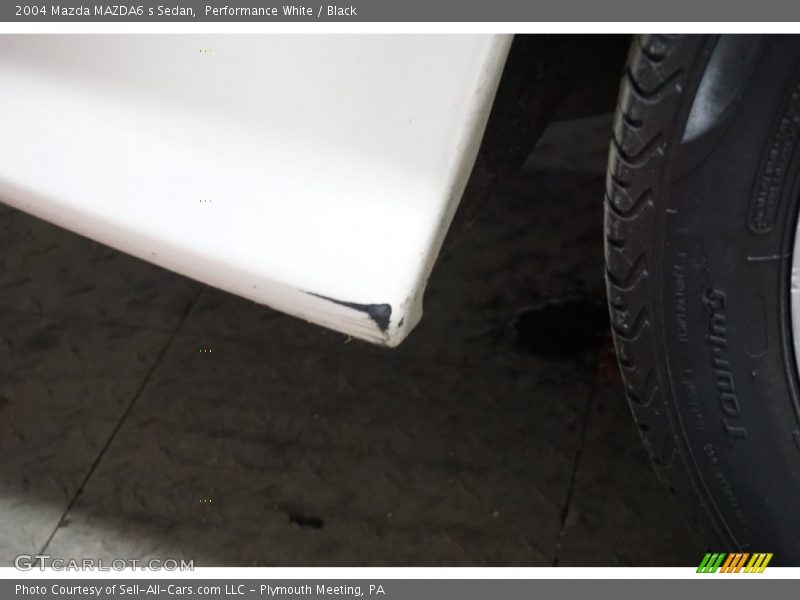 Performance White / Black 2004 Mazda MAZDA6 s Sedan