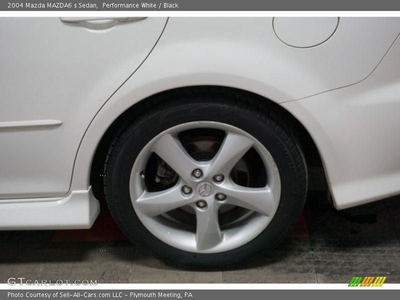 Performance White / Black 2004 Mazda MAZDA6 s Sedan