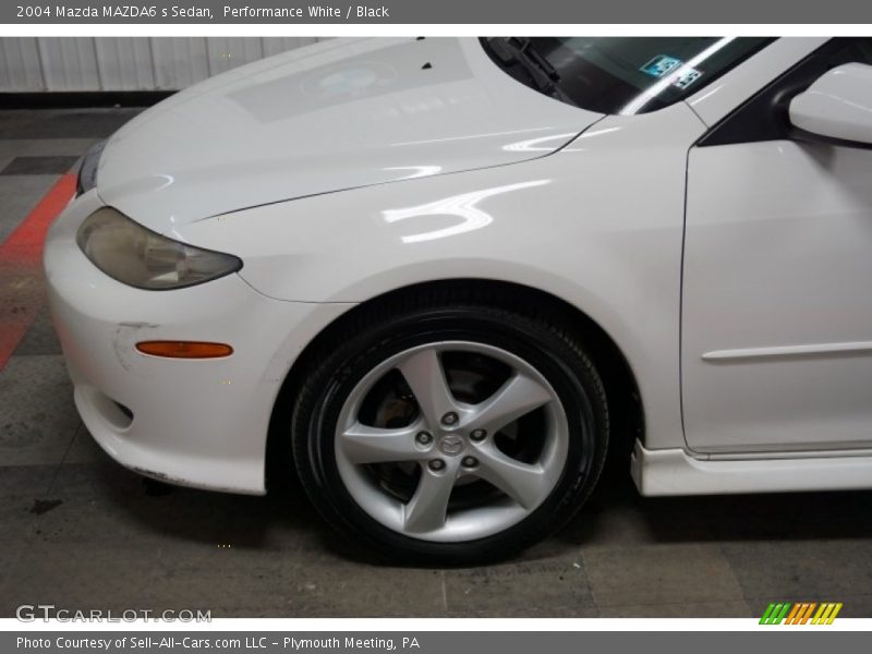 Performance White / Black 2004 Mazda MAZDA6 s Sedan