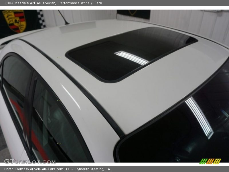 Performance White / Black 2004 Mazda MAZDA6 s Sedan