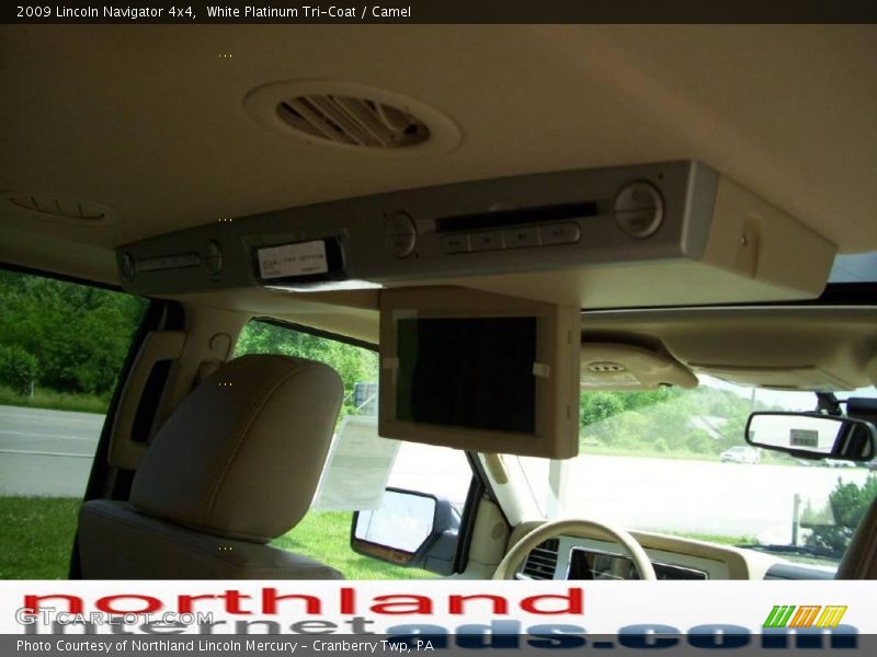 White Platinum Tri-Coat / Camel 2009 Lincoln Navigator 4x4
