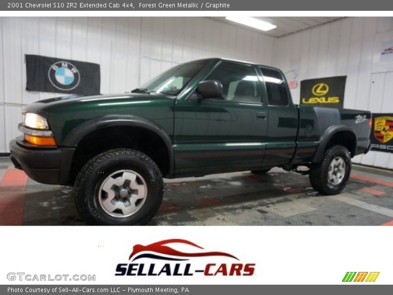 Forest Green Metallic / Graphite 2001 Chevrolet S10 ZR2 Extended Cab 4x4
