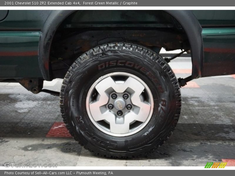 Forest Green Metallic / Graphite 2001 Chevrolet S10 ZR2 Extended Cab 4x4