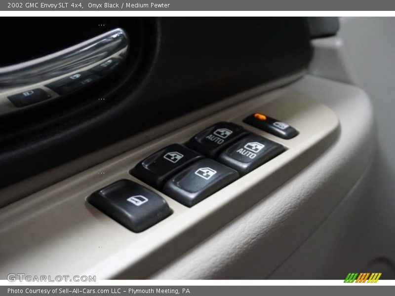 Onyx Black / Medium Pewter 2002 GMC Envoy SLT 4x4