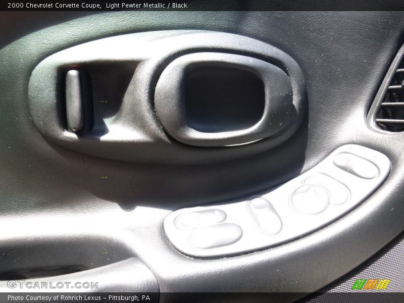 Light Pewter Metallic / Black 2000 Chevrolet Corvette Coupe