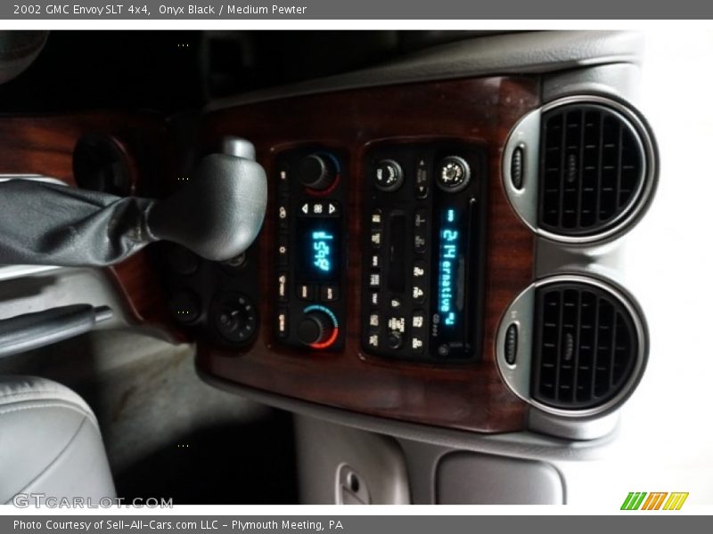Onyx Black / Medium Pewter 2002 GMC Envoy SLT 4x4