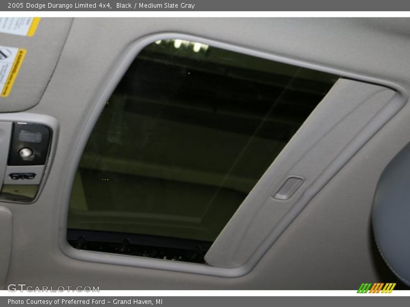 Black / Medium Slate Gray 2005 Dodge Durango Limited 4x4