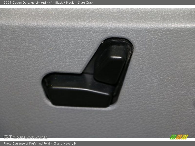 Black / Medium Slate Gray 2005 Dodge Durango Limited 4x4