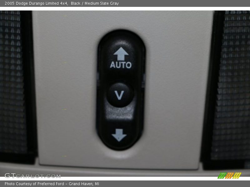Black / Medium Slate Gray 2005 Dodge Durango Limited 4x4