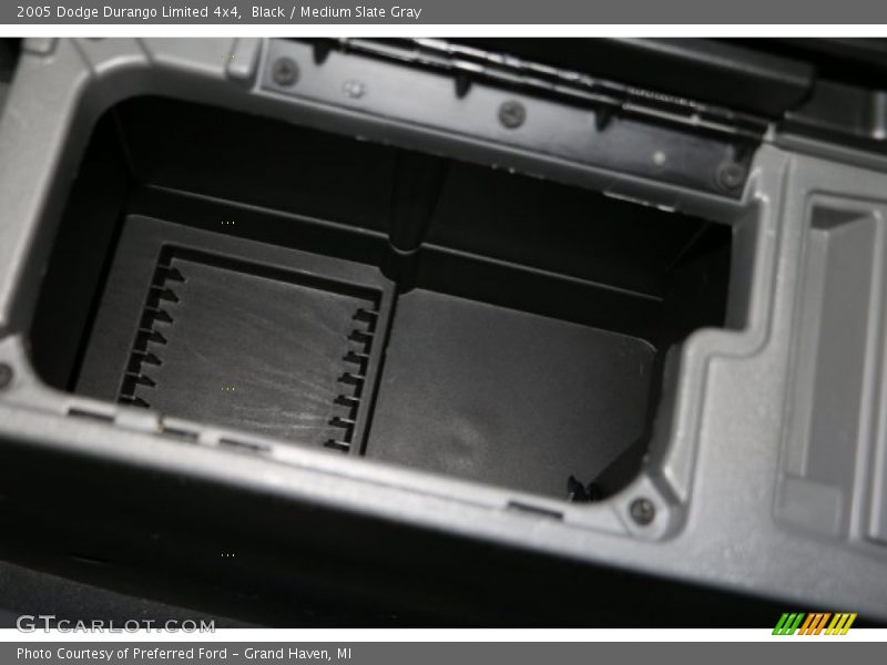 Black / Medium Slate Gray 2005 Dodge Durango Limited 4x4
