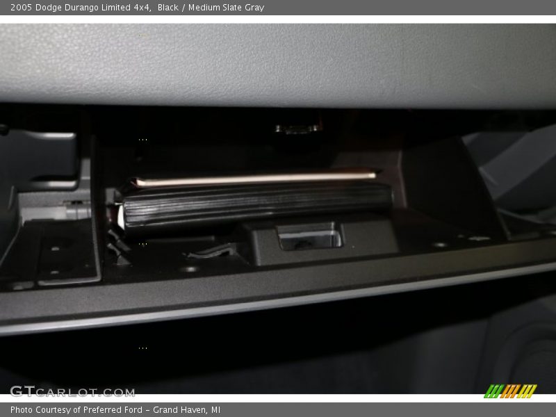 Black / Medium Slate Gray 2005 Dodge Durango Limited 4x4