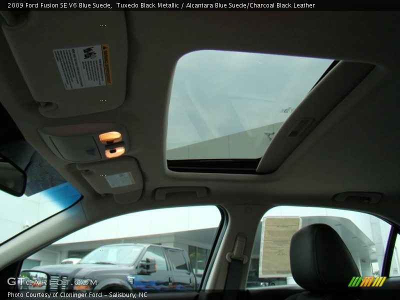 Tuxedo Black Metallic / Alcantara Blue Suede/Charcoal Black Leather 2009 Ford Fusion SE V6 Blue Suede